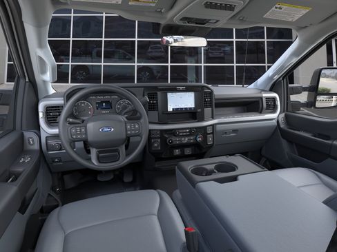 New 2026 Ford F450 XL w/ XL Chrome Package AWD/4WD image 9