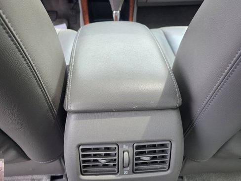 Used 2004 Toyota Camry XLE FWD image 21