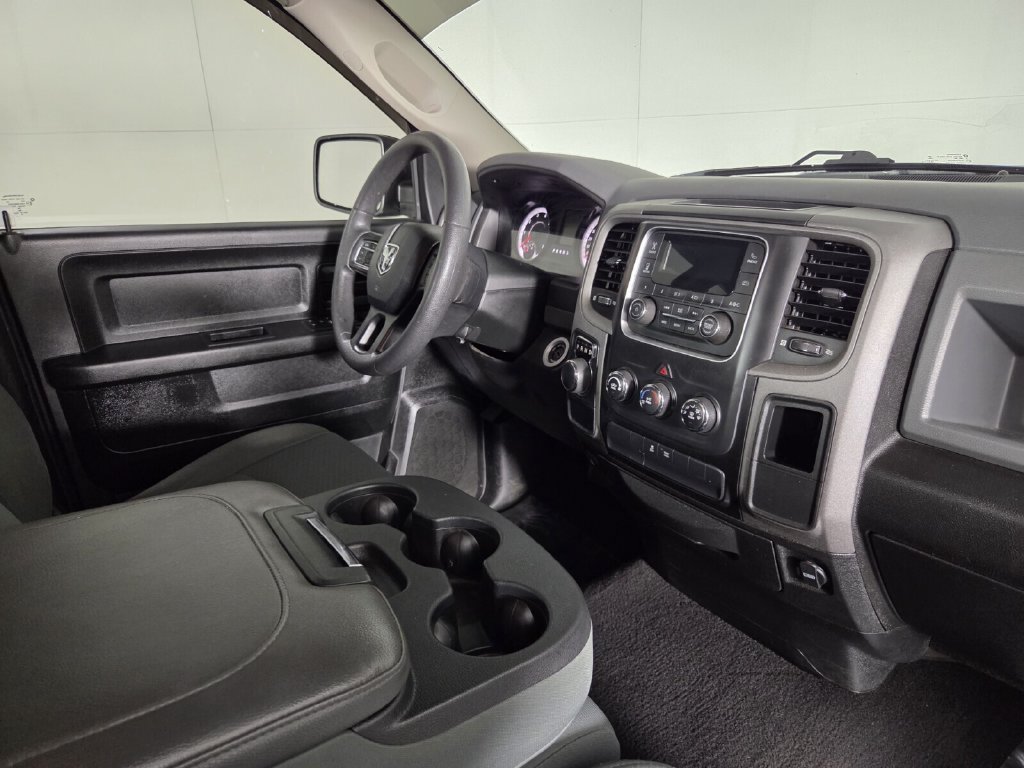 Used 2019 RAM 1500 Tradesman w/ Chrome Plus Package RWD image 32