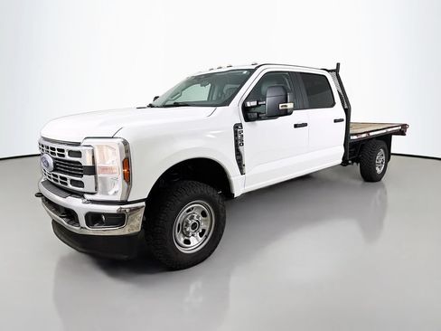 Used 2024 Ford F350 XL w/ XL Chrome Package AWD/4WD image 3