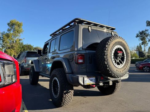 Used 2021 Jeep Wrangler Unlimited Rubicon image 3