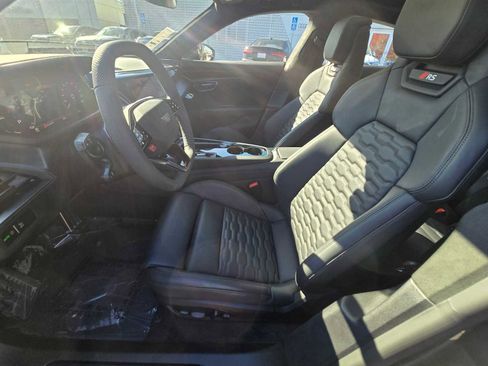 New 2026 Audi RS e-tron GT performance image 25