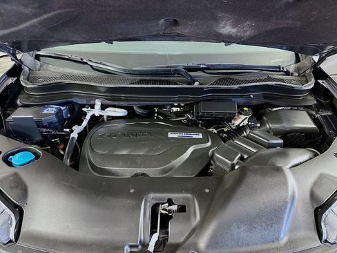 Used 2019 Honda Passport Touring image 35