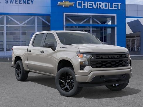 New 2026 Chevrolet Silverado 1500 Custom w/ LPO, Dark Essentials Package AWD/4WD image 7