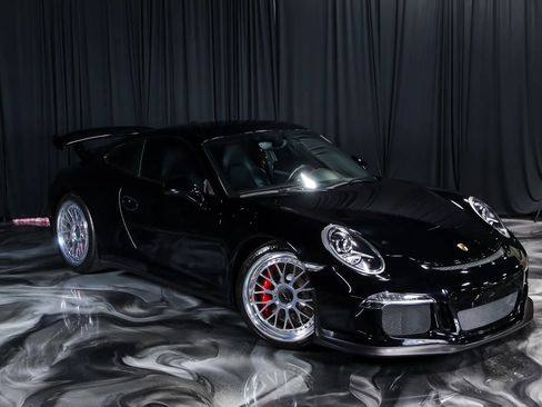 Used 2014 Porsche 911 GT3 image 10