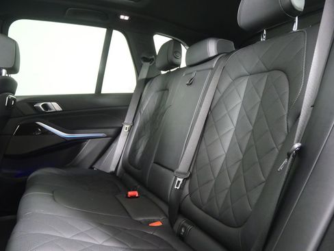 Used 2025 BMW X5 xDrive40i image 14