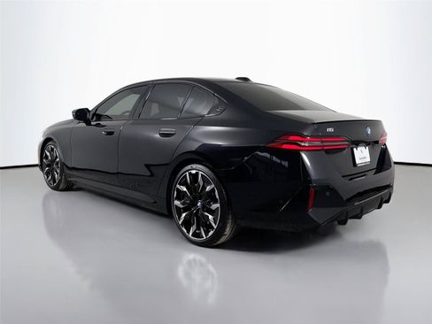 New 2026 BMW i5 M60 AWD/4WD image 7