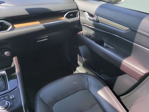 Used 2019 MAZDA CX-5 Signature image 16