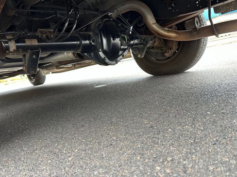 Used 2010 Ford E-350 and Econoline 350 XL image 36