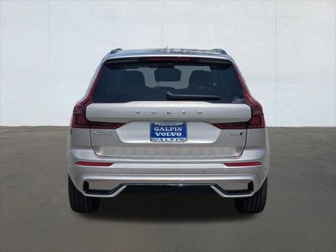 New 2026 Volvo XC60 B5 Ultra w/ Protection Package Premier AWD/4WD image 5