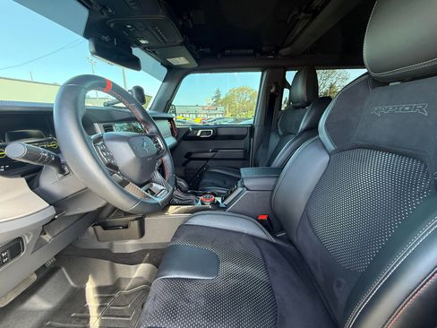 Used 2024 Ford Bronco Raptor w/ Interior Carbon Fiber Pack 6 AWD/4WD image 5