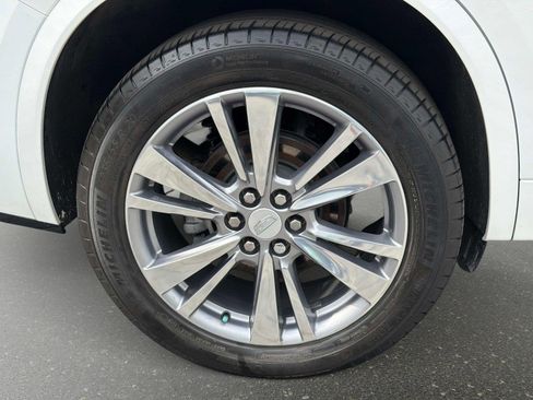Used 2024 Cadillac XT6 Premium Luxury AWD/4WD image 13