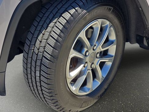 Used 2014 Jeep Grand Cherokee Limited RWD image 36
