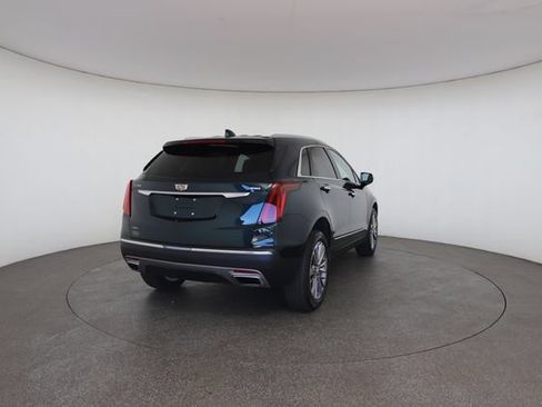 Used 2025 Cadillac XT5 Premium Luxury AWD/4WD image 17