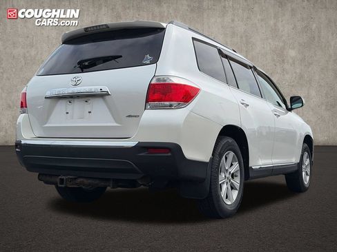 Used 2013 Toyota Highlander SE AWD/4WD image 9