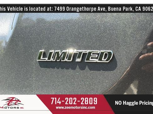 Used 2015 Toyota RAV4 Limited FWD image 60