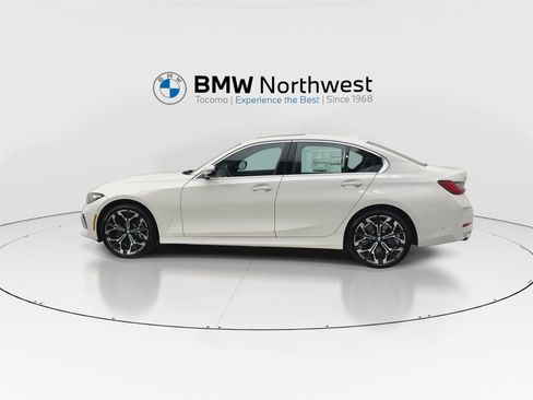 New 2026 BMW 330i xDrive Sedan w/ Convenience Package image 11