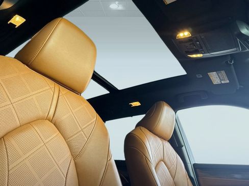 New 2026 Toyota Highlander Platinum AWD/4WD image 13