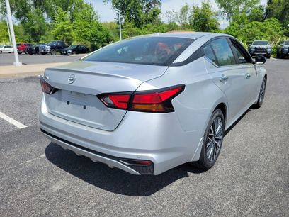 New 2025 Nissan Altima 2.5 SV