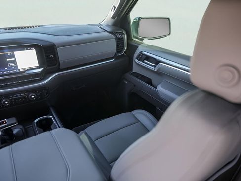 Certified 2026 Chevrolet Silverado 1500 LTZ image 30