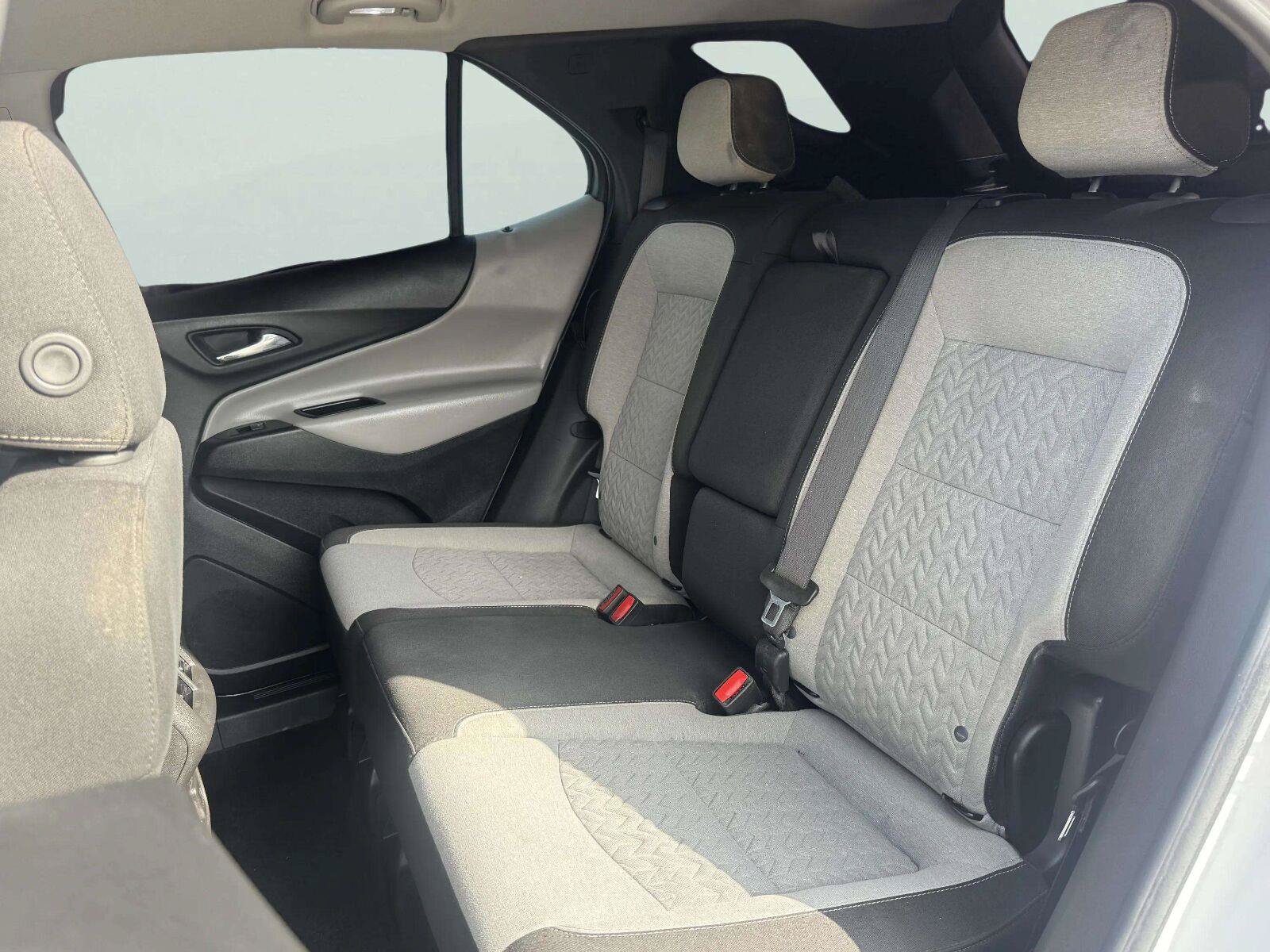 Used 2023 Chevrolet Equinox LS w/ LS Convenience Package FWD image 39