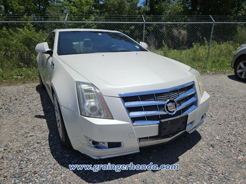 Used 2011 Cadillac CTS Performance RWD image 4