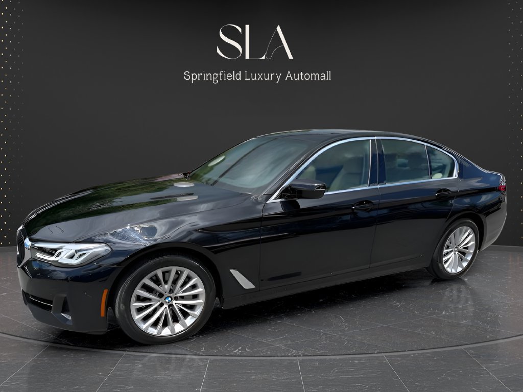 Used 2023 BMW 530i xDrive w/ Premium Package AWD/4WD image 4