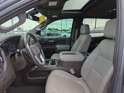 Used 2019 GMC Sierra 1500 SLT w/ SLT Premium Plus Package AWD/4WD image 25