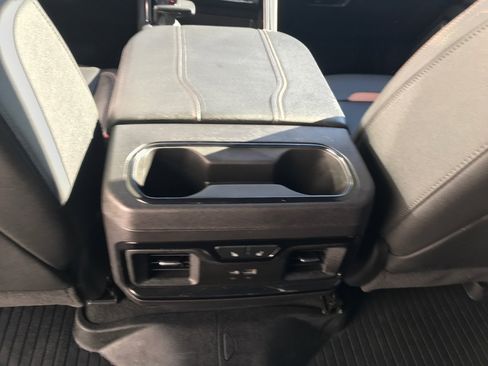 Used 2024 GMC Sierra 1500 AT4 w/ Technology Package image 15