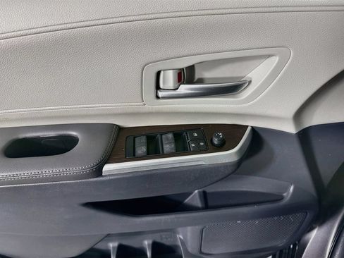 Certified 2024 Toyota Sienna XLE AWD/4WD image 23