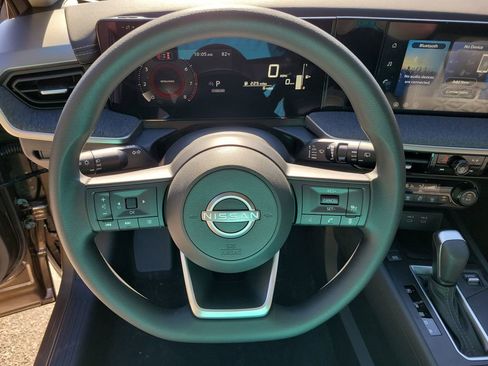 New 2026 Nissan Kicks SV image 26