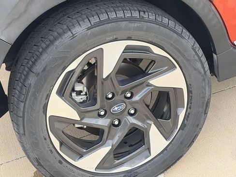 Used 2024 Subaru Crosstrek 2.5i Limited image 11