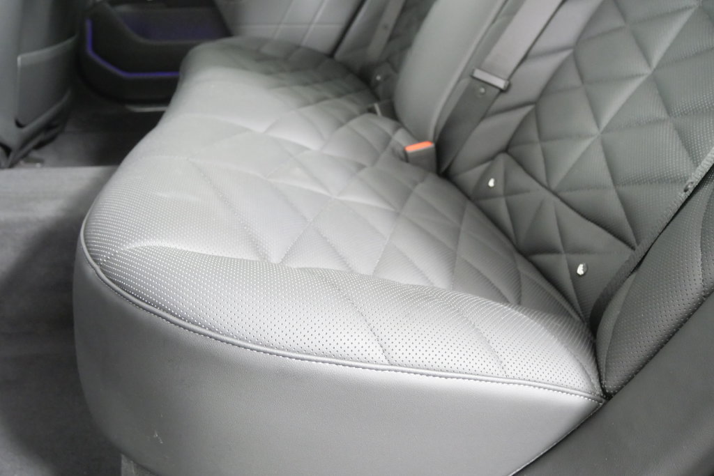 Certified 2026 BMW 740i RWD image 16