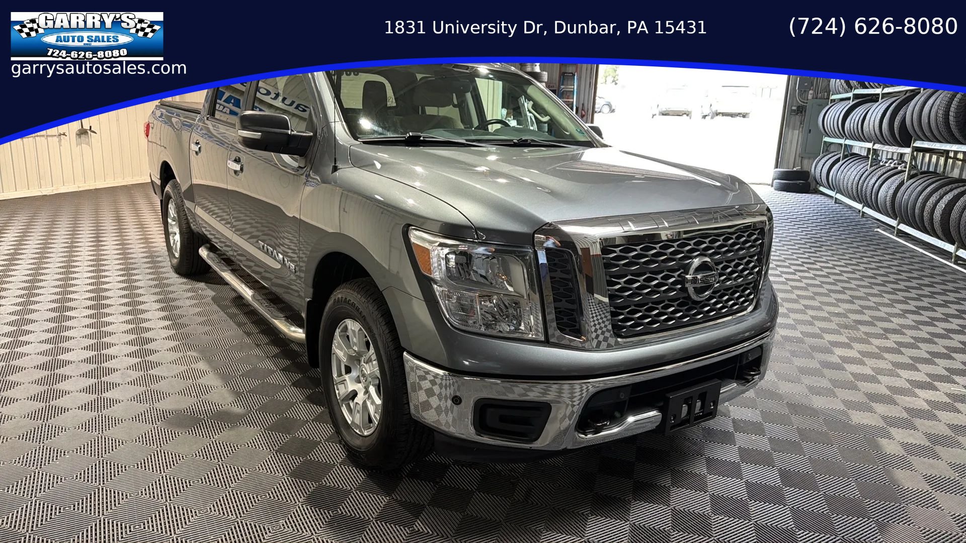 Used 2018 Nissan Titan SV w/ SV Convenience Package AWD/4WD image 3