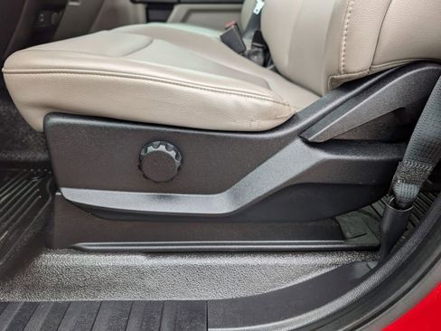 Used 2021 Ford F250 XL w/ Power Equipment Group image 21