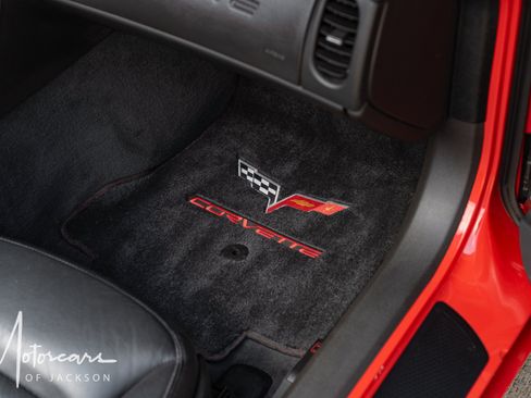 Used 2007 Chevrolet Corvette Convertible w/ Preferred Equipment Group RWD image 36