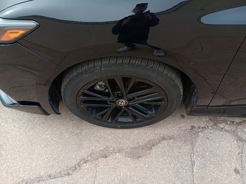 Used 2025 Toyota Camry SE image 33