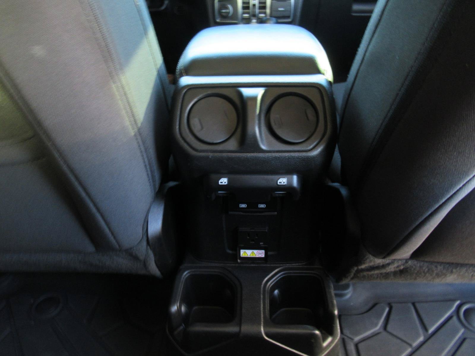 Used 2023 Jeep Gladiator Overland AWD/4WD image 34