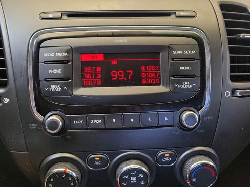 Used 2017 Kia Forte LX FWD image 25