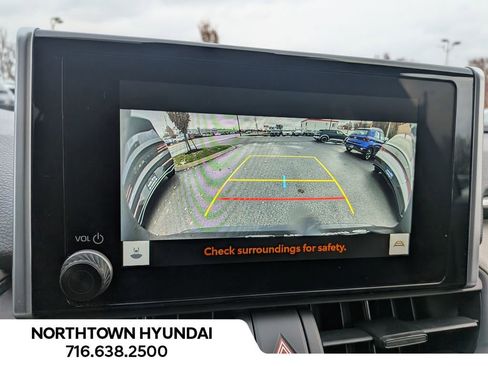 Used 2024 Toyota RAV4 XLE image 9