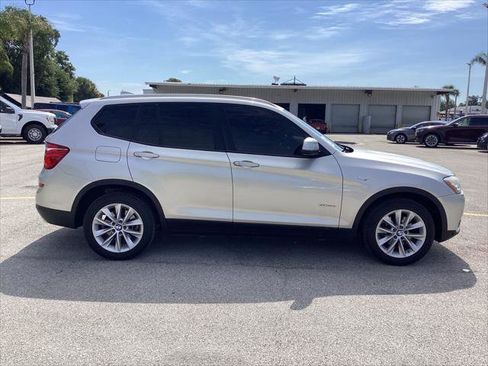 Used 2017 BMW X3 sDrive28i RWD image 7