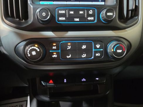 Used 2016 Chevrolet Colorado LT AWD/4WD image 16