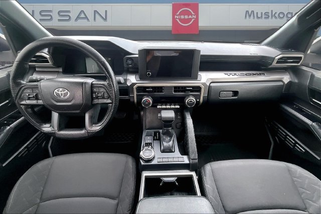 Used 2026 Toyota Tacoma SR5 AWD/4WD image 8