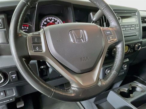 Used 2014 Honda Ridgeline Sport image 15