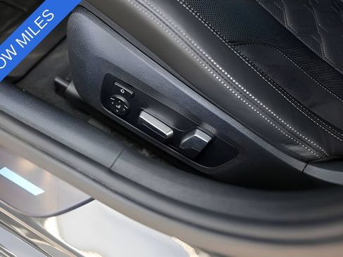 Used 2025 BMW M8 Competition AWD/4WD image 9