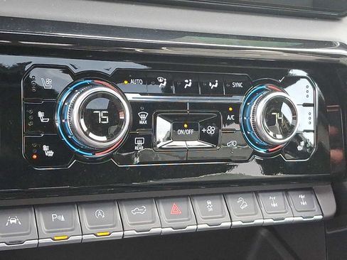 New 2026 GMC Sierra 1500 AT4X image 14