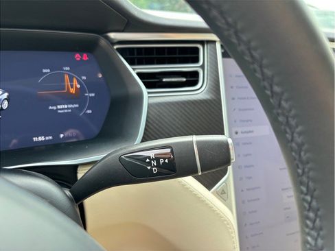 Used 2018 Tesla Model S 100D image 31