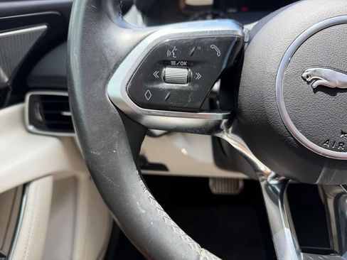 Used 2020 Jaguar XE S RWD image 16