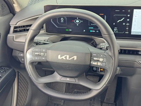 Used 2024 Kia EV9 Light Long Range image 19