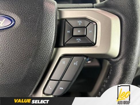 Used 2017 Ford F150 Lariat w/ Equipment Group 502A Luxury AWD/4WD image 14